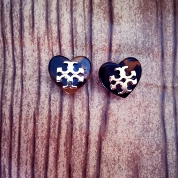 Tory Burch Tilsim Logo Heart Stud Earrings - Picture 2 of 2